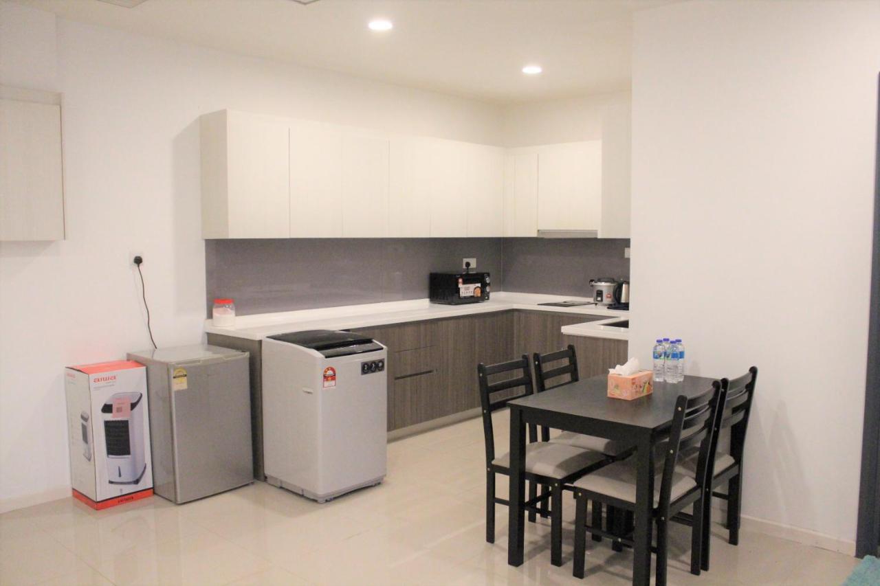Suasana Suites D'Homestay2 Jb Town Джохор-Бару Экстерьер фото